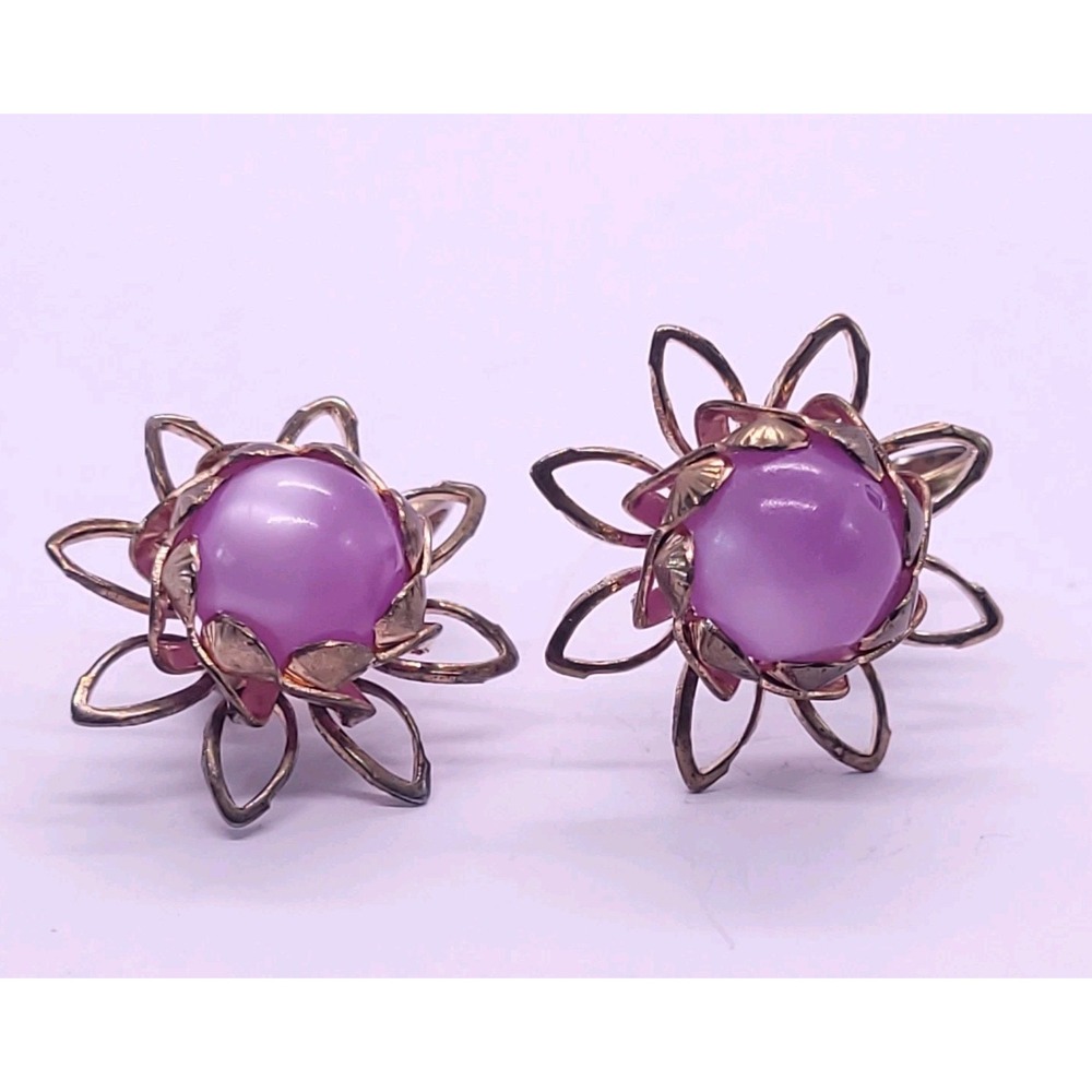 Vintage Lavender Moonglow Cabochon Flower Clip-On Earrings Gold Tone MCM